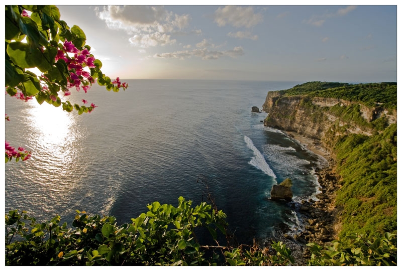 Uluwatu 2EOS.jpg